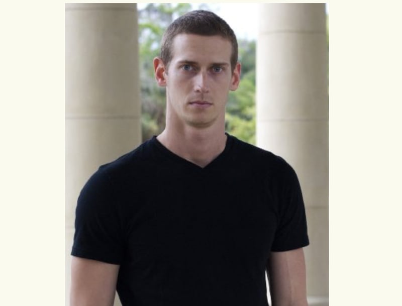  Stuntman John Bernecker died after falling on the set of "The Walking Dead" and missing a safety cushion. Photo: imdb.com