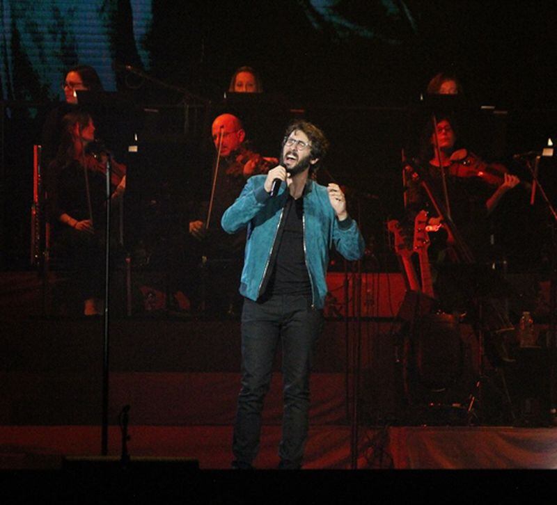 Josh Groban strikes a balance between sensitive and powerful as he sings at Infinite Energy Arena in Duluth at the Oct. 18 tour opener. Photo: Melissa Ruggieri/AJC