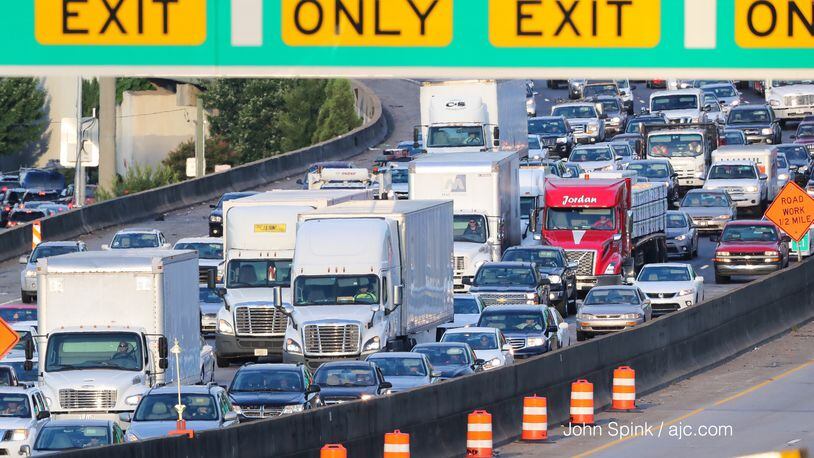 Metro Atlanta leaders are pushing ahead an ambitious plan to add bus rapid transit routes to the proposed express lanes on the top end of I-285, in what will prove a major test of the region’s ability to collaborate on transit — and pay for it. JOHN SPINK / JSPINK@AJC.COM