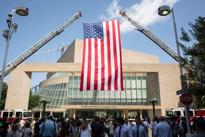 Memorial service for 5 officers killed in Dallas, 07.12.16