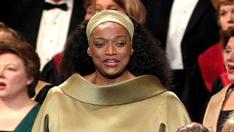 Jessye Norman returned to Augusta in 1998 to perform “A Holiday Homecoming” with the Augusta Children’s Chorale and the Augusta Opera Company. SPECIAL TO THE AJC