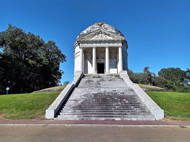 The largest of the state memorials inside Vicksburg National Military Park is the Illinois Memorial, which was built to resemble the Roman Pantheon at one-quarter scale.
(Courtesy of Blake Guthrie)