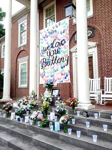 As UGA grieves, questions of “How?” and “Why?” haunt campus