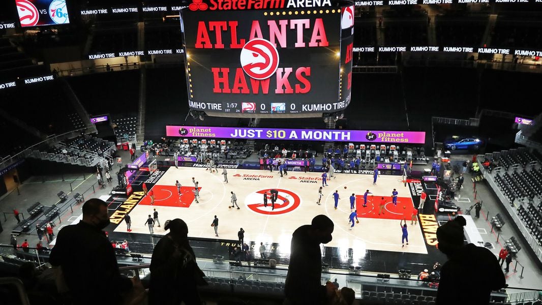 Hawks Reopen State Farm Arena To 1 300 Fans