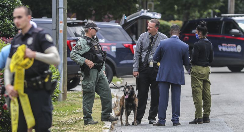 Atlanta police investigate a fatal shooting on June 3. (John Spink / John.Spink@ajc.com)

