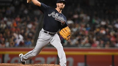 PHOENIX, AZ - SEPTEMBER 07:  Kevin Gausman #45 of the Atlanta Braves delivers a pitch during the first inning of the MLB game against the Arizona Diamondbacks at Chase Field on September 7, 2018 in Phoenix, Arizona.  (Photo by Jennifer Stewart/Getty Images)