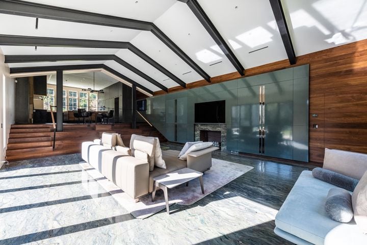 $8 million Brookhaven living room