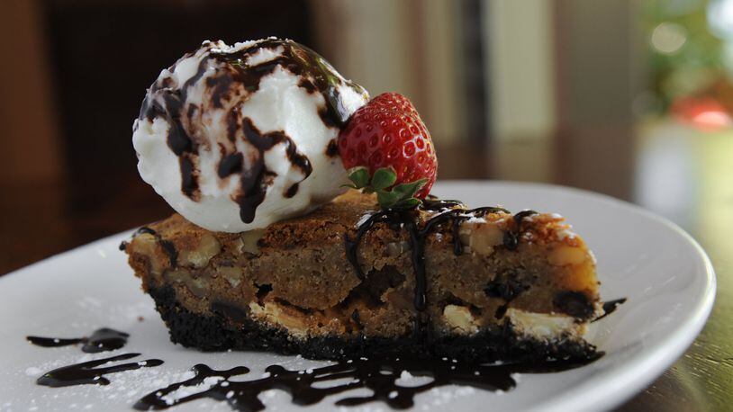 The Tollhouse Pie at Murphy’s in Virginia Highland features dark and white chocolate, walnuts, chocolate crust and vanilla ice cream. (Beckysteinphotography.com)