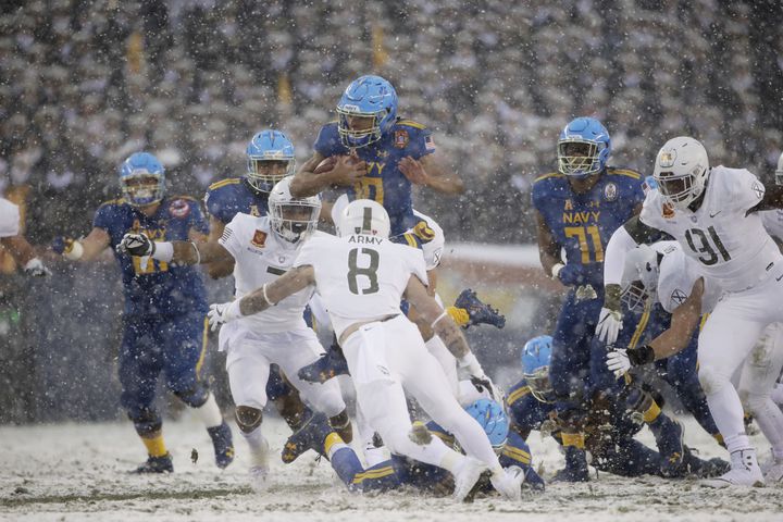 Photos: Army and Navy battle in the snow