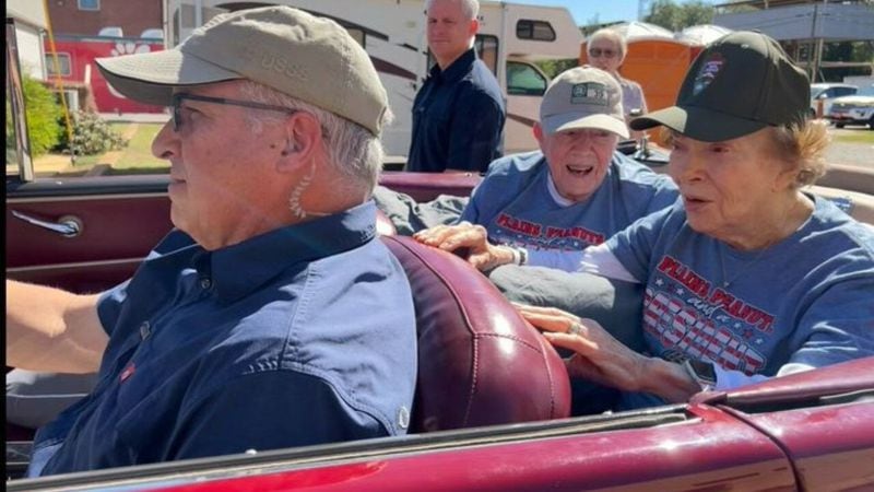 Former President Jimmy Carter and wife Rosalynn Carter attend 25th annual Peanut Festival parade in 2022.
