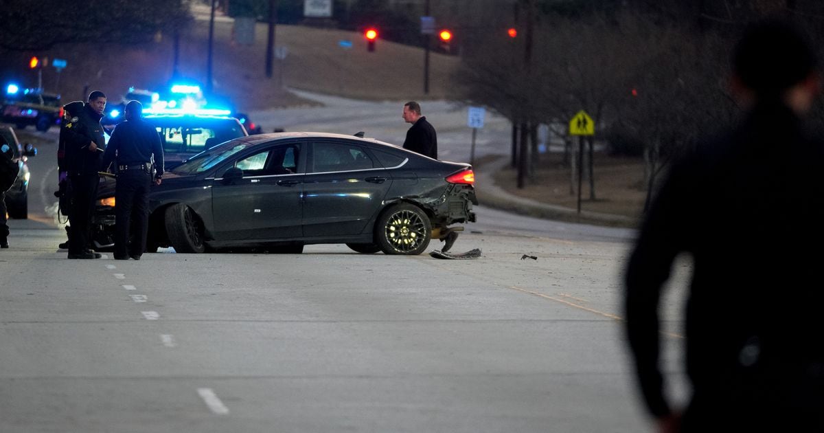 Off-duty Fulton deputy found shot, killed in crashed car in NW Atlanta