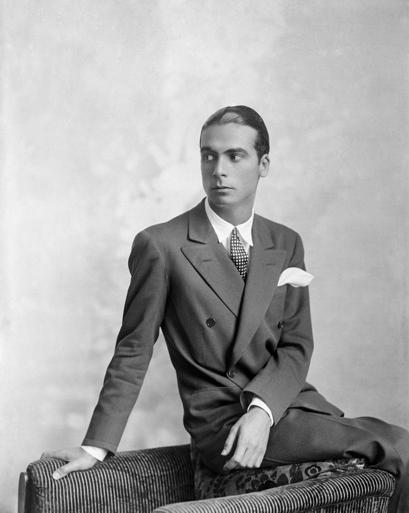 Cristobal Balenciaga, (1895-1972), couturier espagnol. Paris, 1927.