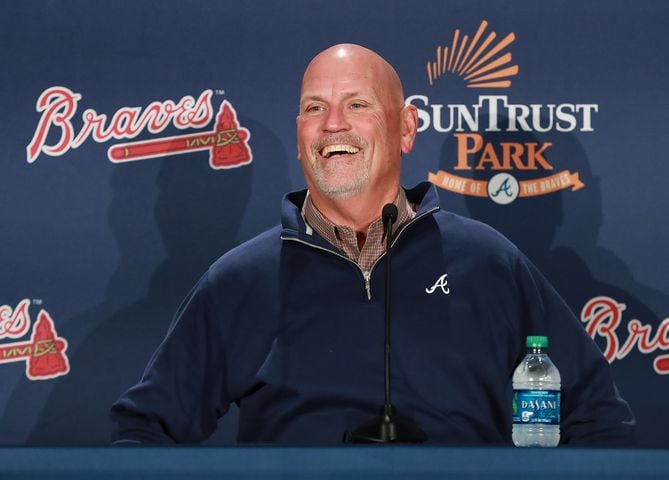 Photos: Braves’ Snitker recognized as NL’s best manager
