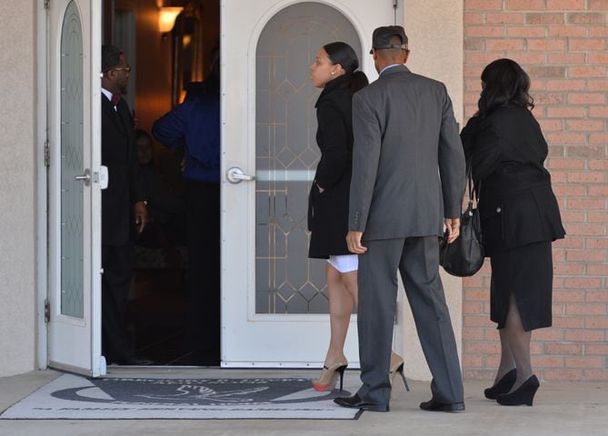 Family and friends attend Emani Moss' funeral