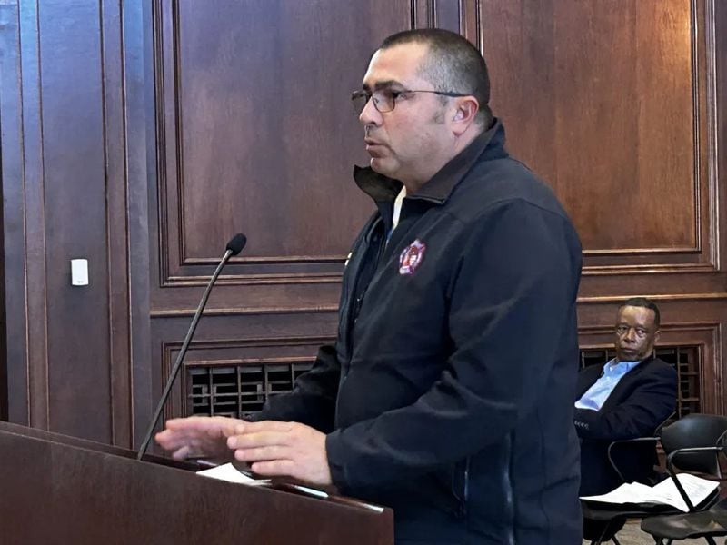 Hinesville Fire Chief Robert KItchings explains the private fire extinguisher ordinance to councilmembers at the Jan. 4, 2024 meeting. (Photo Courtesy of Robin Kemp/The Current GA)