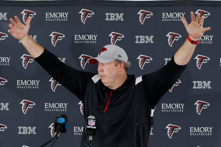 Atlanta Falcons head coach Arthur Smith speaks to media members during training camp at the Falcons Practice Facility on Wednesday, August 24, 2022, in Flowery Branch, Ga. Miguel Martinez / miguel.martinezjimenez@ajc.com