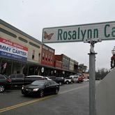 The motorcade for Rosalynn Carter will start in downtown Plains on Monday. (Hyosub Shin / Hyosub.Shin@ajc.com)