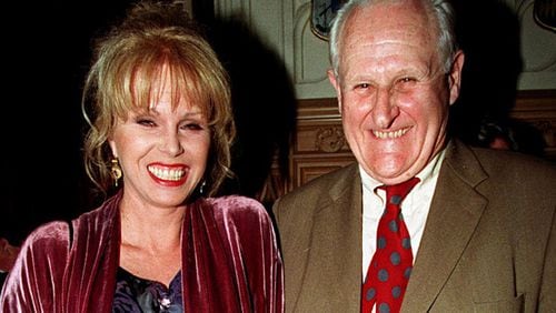Joanna Lumley, left and actor Peter Vaughan, are seen in this file photo, in London. Veteran British character actor Vaughan, who played the enigmatic Maester Aemon in “Game of Thrones,” has died aged 93. (Fiona Hanson/PA via AP, File)