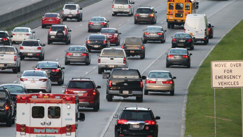 Motorists using the flex lanes on Ga. 400 in 2020. (AJC FILE PHOTO)