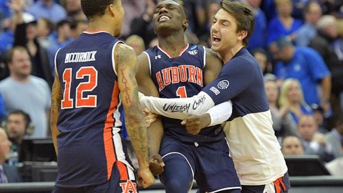 Auburn guard Jared Harper (1) led the Tigers into the Final Four on Sunday.