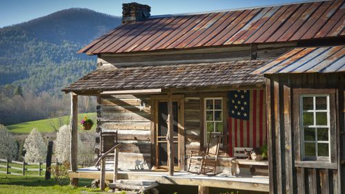 This circa-1880s log cabin in Rabun Gap is a popular Airbnb with couples looking for a serene mountain getaway.
Courtesy of Airbnb