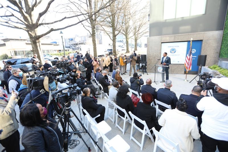 Atlanta Mayor Andre Dickens addresses the crowd  during the unveiling of the new Buckhead mini-precinct on Thursday, January 13, 2022 Miguel Martinez for The Atlanta Journal-Constitution 