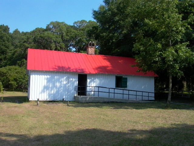 Former slave cabins: Hofwyl-Broadfield Plantation
