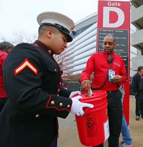 SantaCon, Braves host military families over weekend