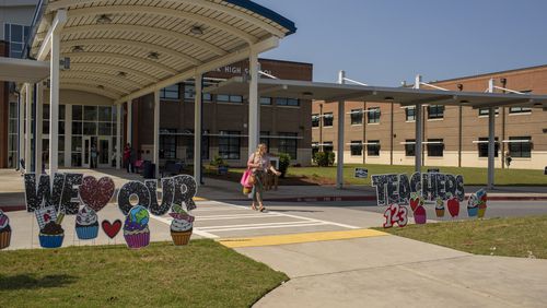 Forsyth County Schools said Monday that classes will begin online-only this week amid a the rise in coronavirus cases in the state. (Rebecca Wright for the Atlanta Journal-Constitution)