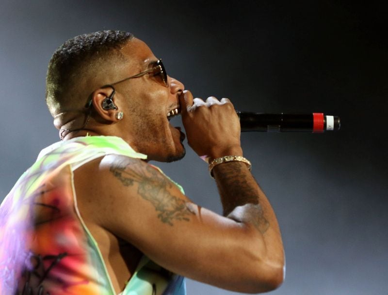 St. Louis rapper Nelly brought a parade of Atlanta rappers to join him during his July 24 set at Cellairis Amphitheatre at Lakewood.  Photo: Robb Cohen Photography & Video /RobbsPhotos.com