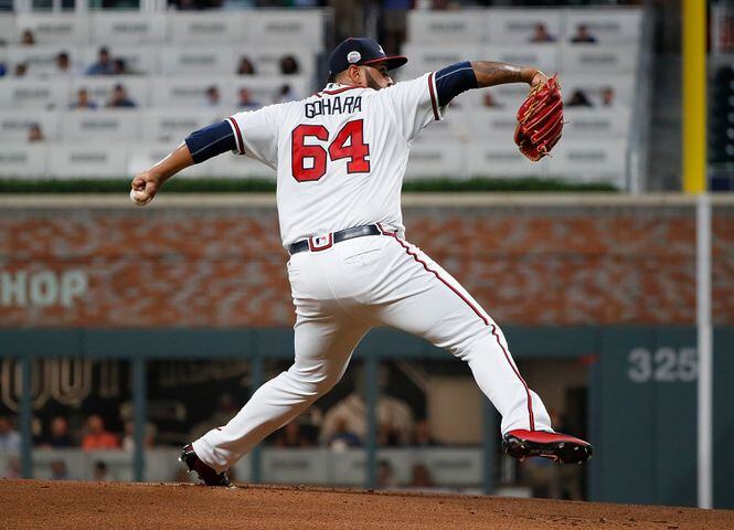 Photos: Braves open series with the Nationals