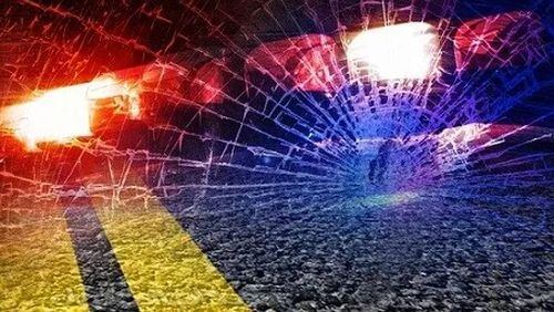 A Mableton man died early Saturday in a single-vehicle crash in Cobb County.