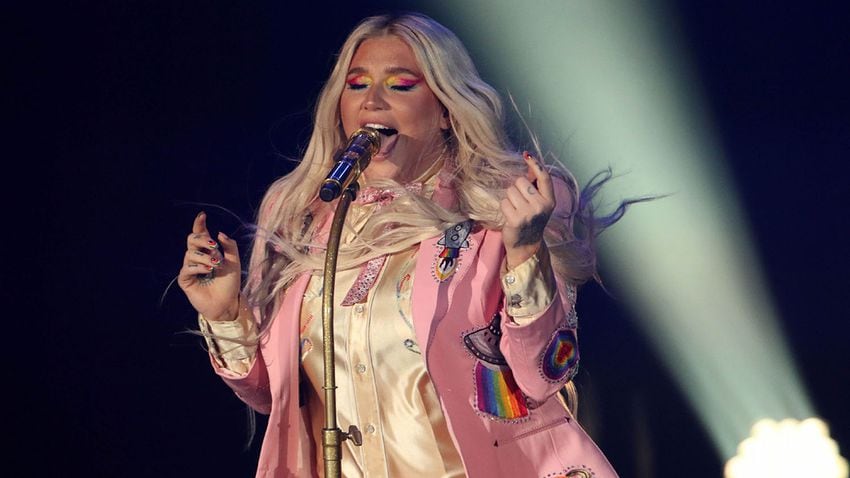 Photos: Kesha brings glitter, fun to the Roxy