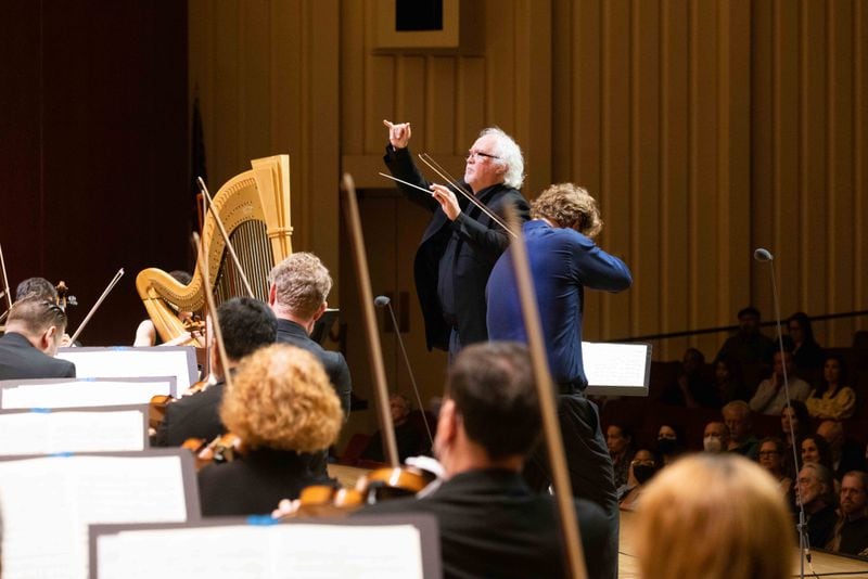 Donald Runnicles conducts leads the Atlanta Symphony Orchestra in Bruch's "Scottish Fantasy."