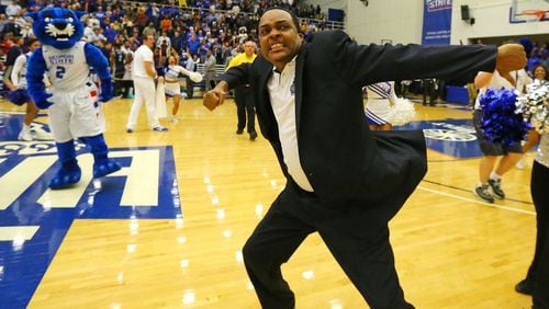 Ron Hunter will go for win No. 108 as Georgia State’s men’s basketball coach on Sunday.