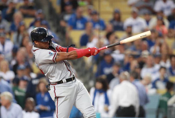 Photos: Braves seek to get even with Dodgers in Game 2