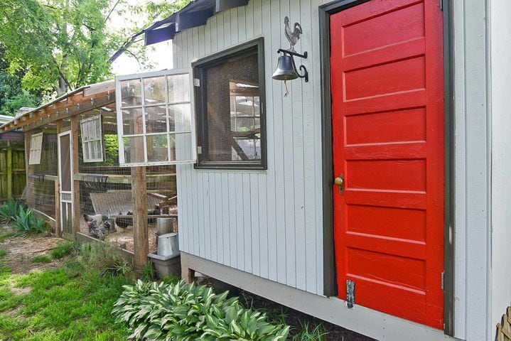 Photos: Kirkwood Craftsman bungalow features adorable matching chicken coop