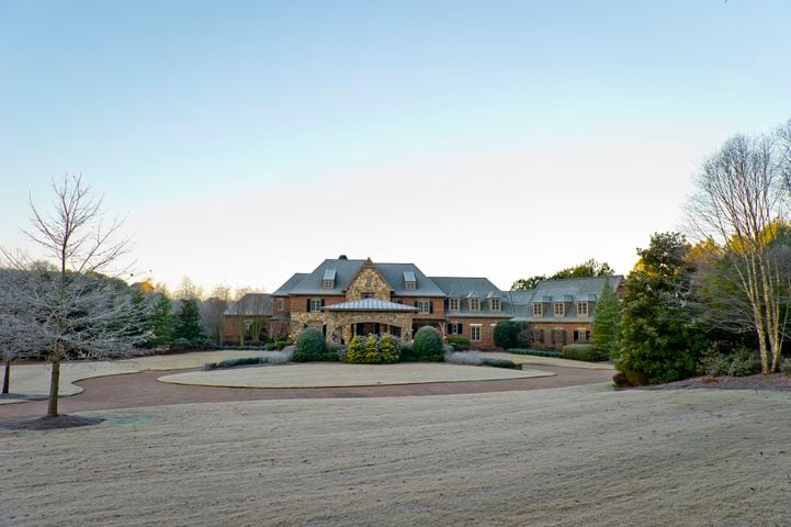 18,000-square-foot home is on 19.7 acres in Milton