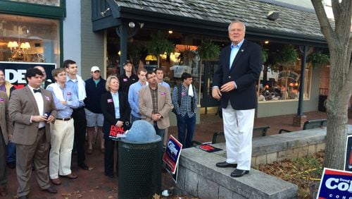 Gov. Nathan Deal stumps before a crowd in Dahlonega.
