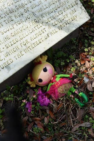 Bonaventure Cemetery's 'Little Gracie' among world's most-visited graves