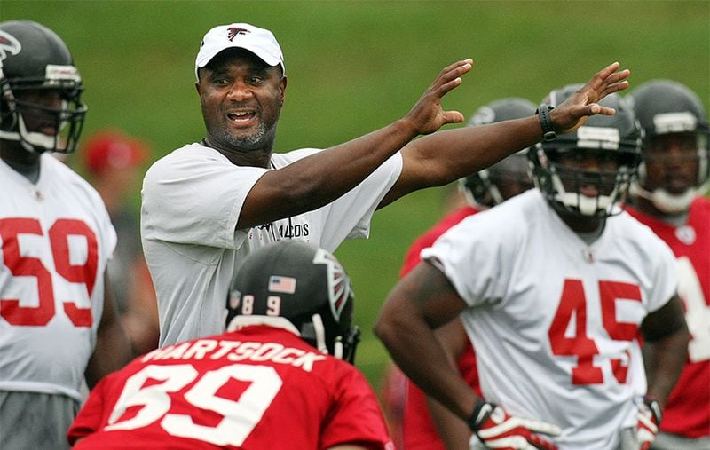 090802 Flowery Branch - Falcons special teams coordinator Keith Armstrong runs his players through kickoff drills on day 2 of training camp in Flowery Branch, Sunday, August 2, 2009. Only the special teams participated in the morning practice session. Curtis Compton, ccompton@ajc.com 090802 Flowery Branch - Falcons special teams coordinator Keith Armstrong runs his players through kickoff drills on day 2 of training camp in Flowery Branch, Sunday, August 2, 2009. Only the special teams participated in the morning practice session. Curtis Compton, ccompton@ajc.com