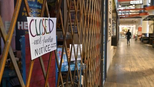 Some restaurants and retailers already closed at Ponce City Market Tuesday afternoon as the market announced to close at 9 p.m. Tuesday, March 17, for an undetermined period on Tuesday, March 17, 2020. HYOSUB SHIN / HYOSUB.SHIN@AJC.COM