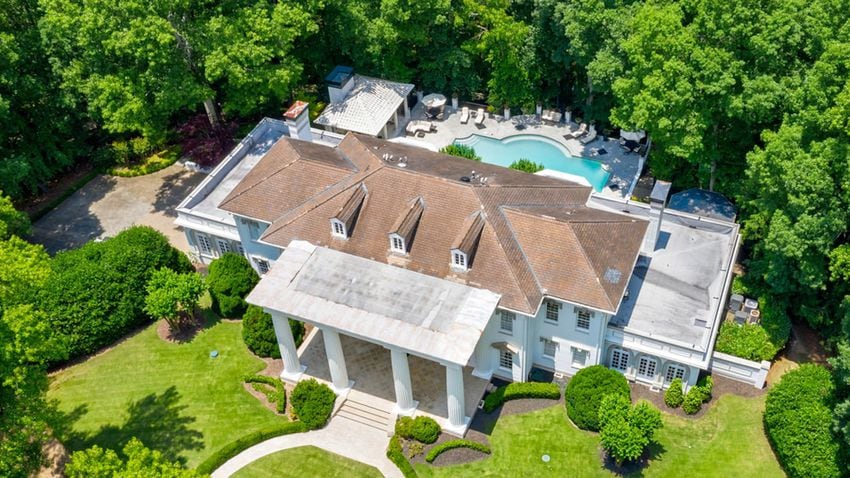 T.I. and Tiny buy 10,000 square foot Atlanta mansion