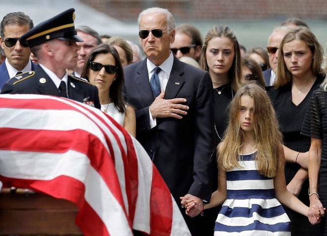 Obama remembers Joe Biden's son for living 'life of meaning'