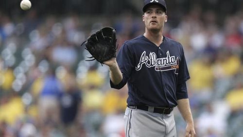 Eric O’Flaherty signed a minor-league contract with the Braves. The veteran left-hander struggled last season with the Braves before having arthroscopic surgery for neuritis in his pitching arm. (AP photo)