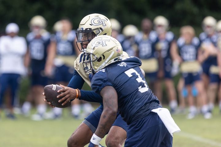 Jeff Sims (10) hands off the ball during the first day of spring practice for Georgia Tech football at Alexander Rose Bowl Field in Atlanta, GA., on Thursday, February 24, 2022. (Photo Jenn Finch)