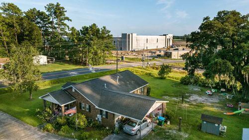 Warehouses in Bloomingdale, GA are being constructed in close proximity to residential neighborhoods. (Photo Courtesy of Justin Taylor/The Current GA)