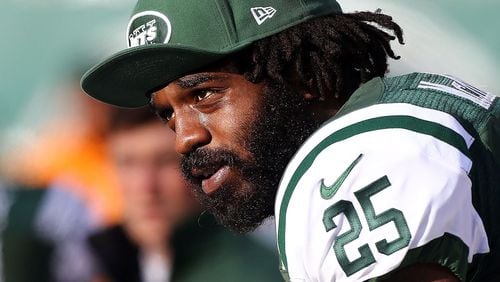 EAST RUTHERFORD, NJ - DECEMBER 23: (NEW YORK DAILIES OUT) Joe McKnight #25 of the New York Jets looks on against the San Diego Chargers at MetLife Stadium on December 23, 2012 in East Rutherford, New Jersey. The Chragers defeated the Jets 27-17. (Photo by Jim McIsaac/Getty Images)