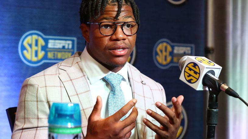 072022 Atlanta: Georgia linebacker Nolan Smith takes questions while holding his press conference at SEC Media Days in the College Football Hall of Fame on Wednesday, July 20, 2022, in Atlanta.   “Curtis Compton / Curtis Compton@ajc.com”