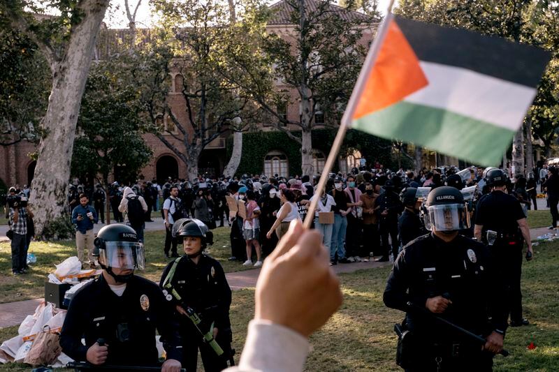 
                        Pro-Palestinian encampment in support of Gaza at Alumni Park on the University of Southern California, Los Angeles, campus on Wednesday., April 24, 2024. Some colleges that initiated police crackdowns on pro-Palestinian protests have since taken a different tack. Others have defended the move. Hundreds have been arrested. (Mark Abramson/The New York Times)
                      